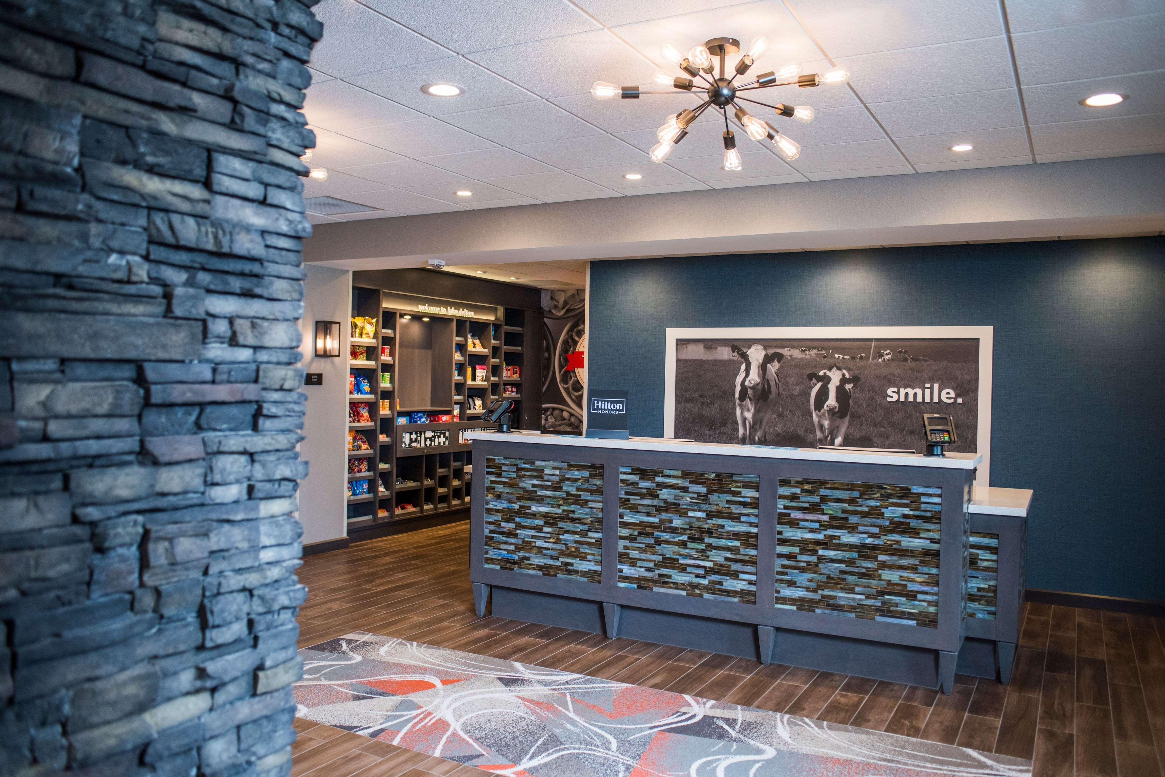 Hampton Inn And Suites At Wisconsin Dells Lake Delton מראה חיצוני תמונה